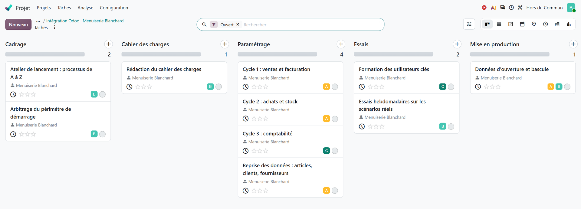 Application Projet d'Odoo 20 : projet d'intégration fictif en vue kanban, une colonne par phase, du cadrage à la mise en production